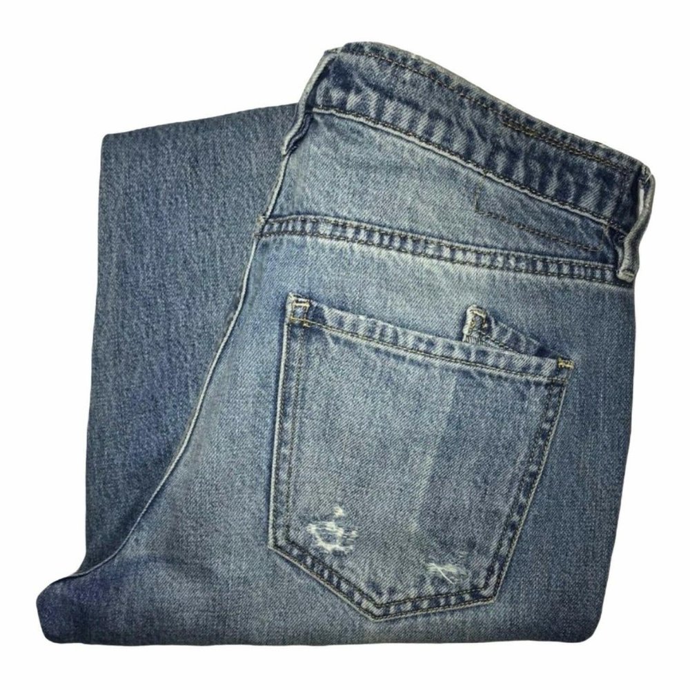 BDG Slim Boyfriend Distressed Light Jeans 27 27